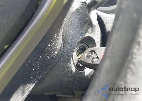 2011 Honda Fit z USA, uszkodzony, nr VIN JHMGE8H30BC018821